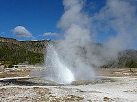 Yellowstone Biscuit basin (40).JPG